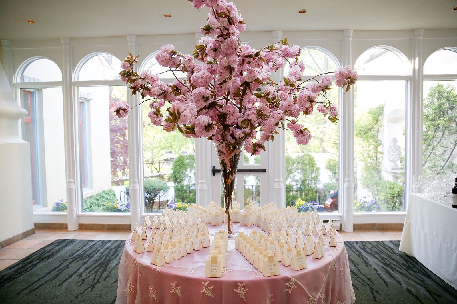 Fleur De Lis Floral PartySpace