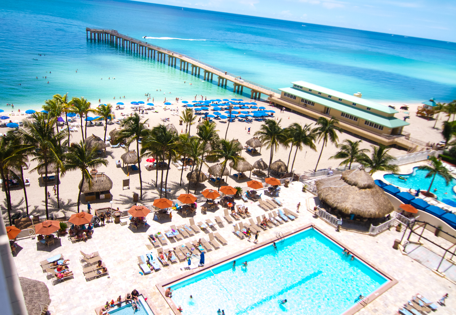 newport beachside hotel & resort miami